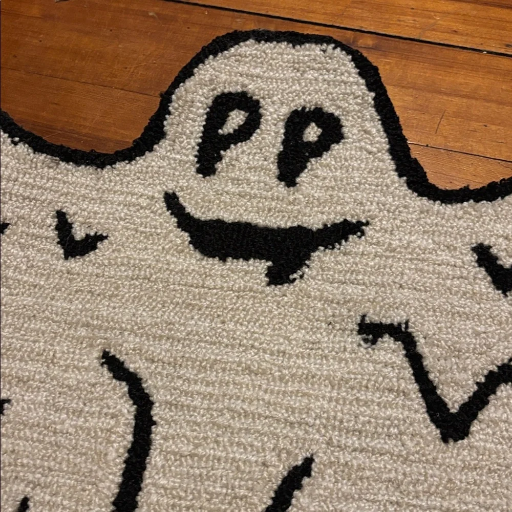 Viral Ghost Accent Rug - Picture 3 of 8